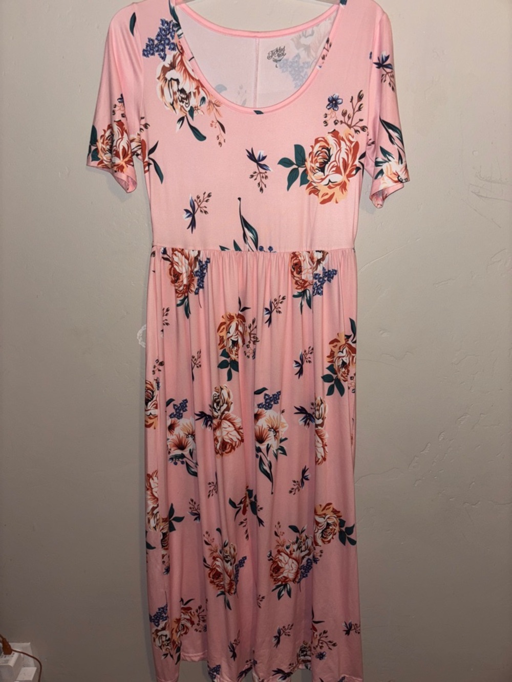 Tickled teal Pink Floral Scoop Maxi Dress